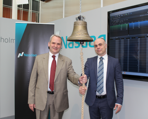 IVISYS CEO Jakob Kesje and Chairman opens Nasdaq First North